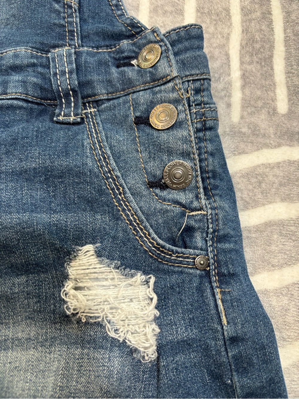 Wallflower Romper, Denim Overalls, Distressed, Jean Shorts, Medium, M, Blue - Picture 4 of 9